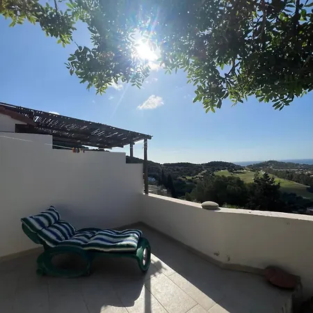 Holiday home Carlotta's House *